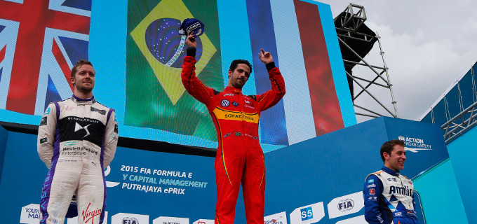 2015/2016 FIA Formula E Championship. Putrajaya ePrix, Putrajaya, Malaysia. Lucas Di Grassi (BRA), ABT Audi Sport FE01 celebrates on the podium with Sam Bird (GBR), DS Virgin Racing DSV-01 and Robin Frijns (NLD), Andretti - Spark SRT_01E. Saturday 07 November 2015. Photo: Zak Mauger/LAT ref: Digital Image _L0U2513